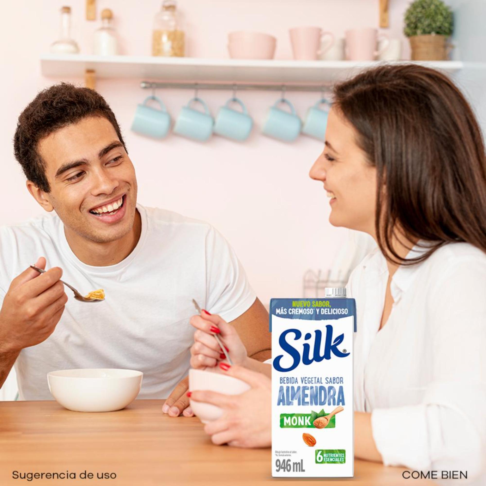 Silk Bebida Vegetal Sabor Almendra Sin Azúcar Endulzado Con Monk Fruit 946 Ml